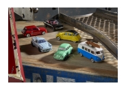 Majorette Vintage Fahrzeuge - Oldtimer im rostigen Garagenlook