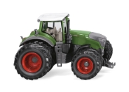 Fendt 1050 Vario mit imposanter Zwillingsbereifung