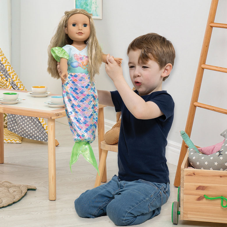 Fantasievolles Puppenspiel mit „Meerjungfrau Yara“