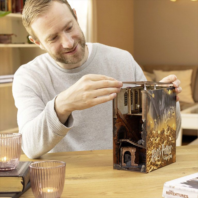 Von Bastelauszeit bis Action – Geschenkideen von Revell