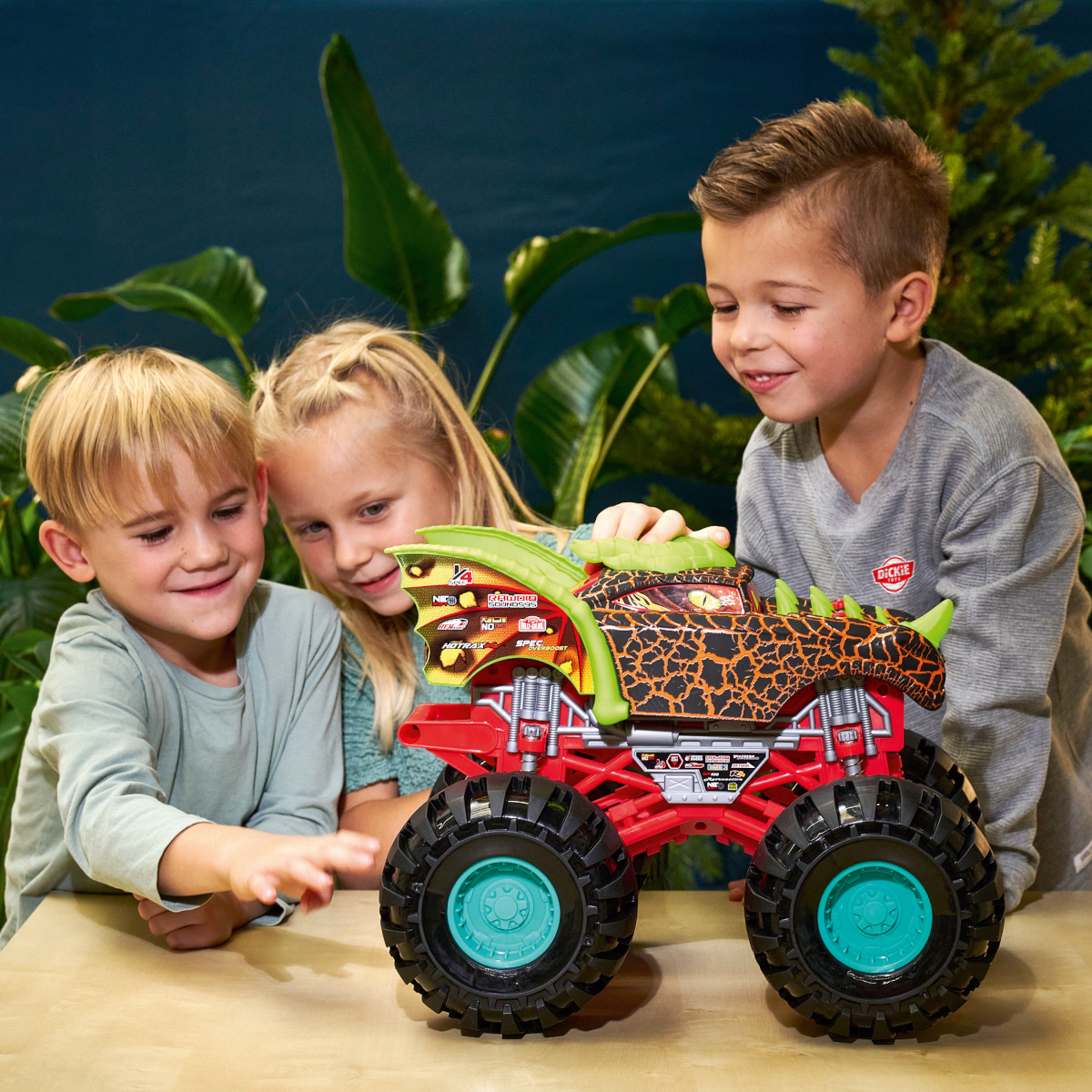 Monster-Alarm bei Dickie Toys