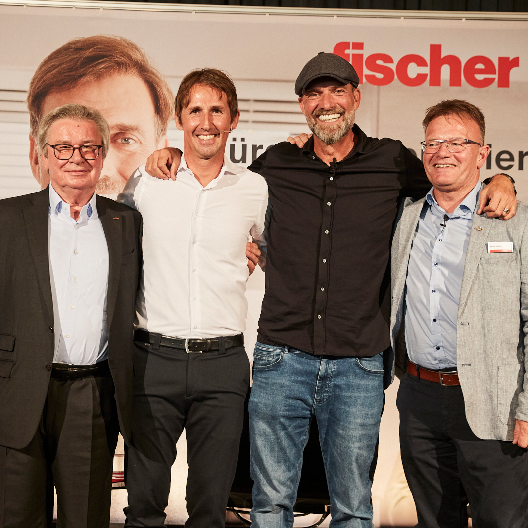 Jürgen Klopp feiert mit fischer 75-jähriges Jubiläum