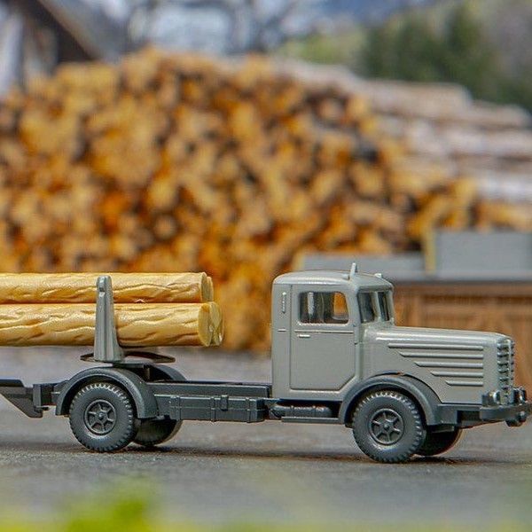 Auf die Details kommt es an: Alupritsche für Krupp 806