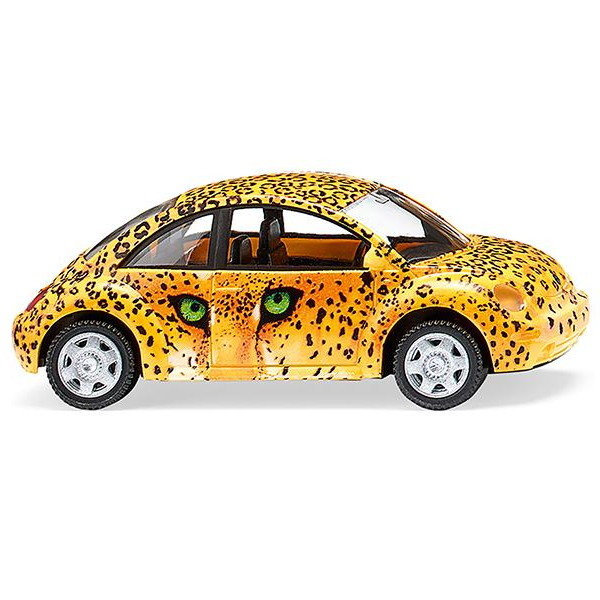 Leopardenblick auf den Flanken des New Beetle