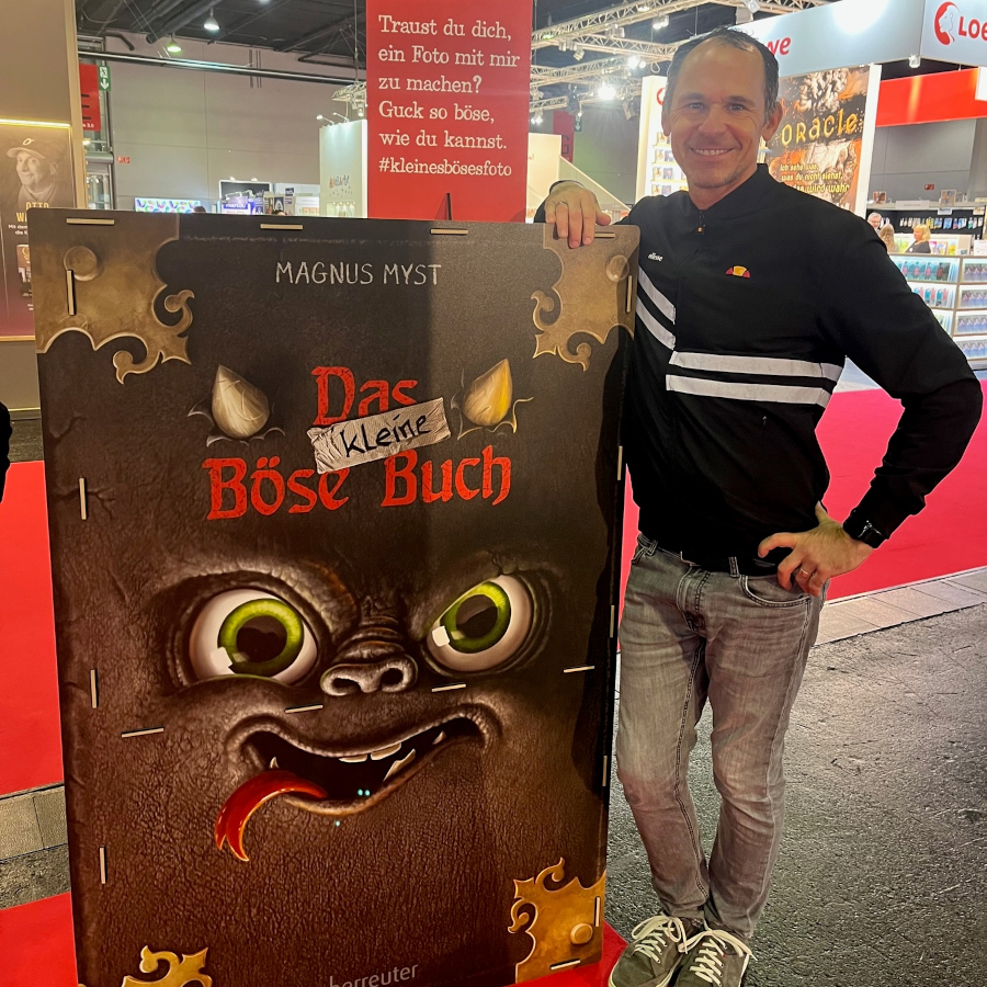 Universal Music Family Entertainment und Ueberreuter Verlag beschließen Partnerschaft für internationale Hit-Reihe