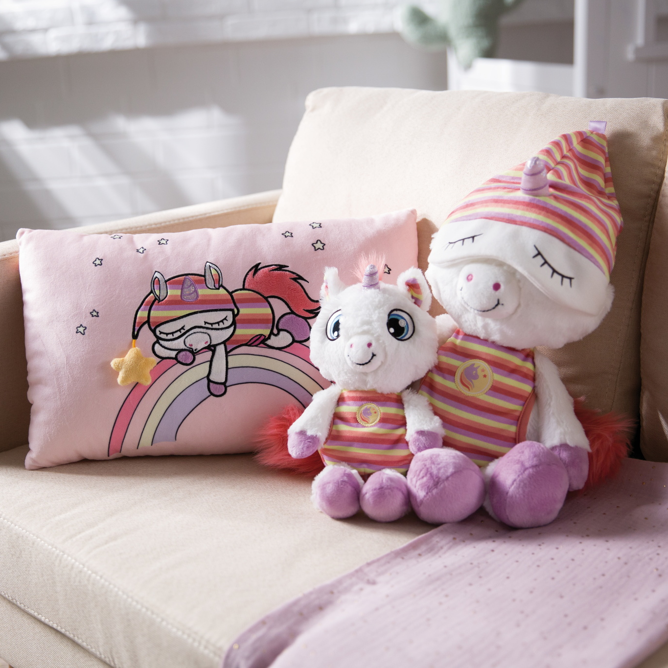 Süße Träume mit dem neuen Schlafmützen Einhorn Myala