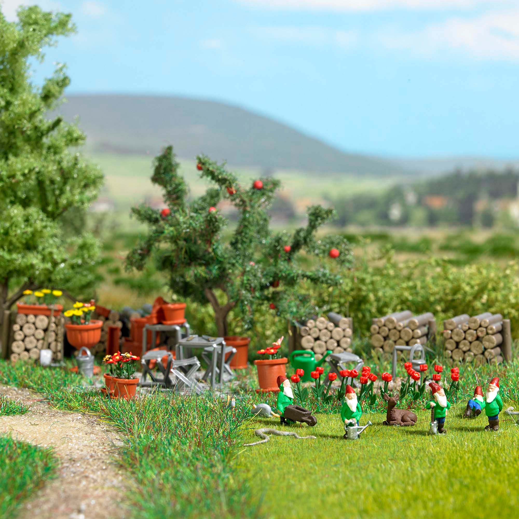 Busch Modellspielwaren präsentiert neue H0-Modelle: Perfektion und Vielfalt für jede Modellwelt