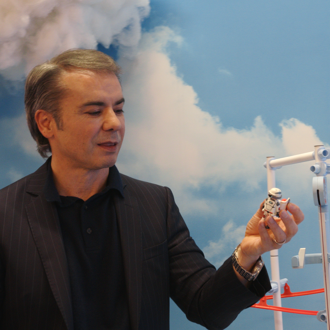 Neue Markenpositionierung: playmobil setzt auf „Sky Trails“