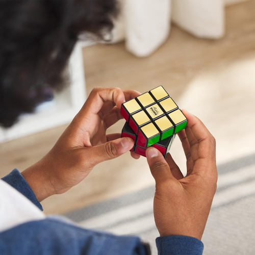 50 Jahre Rubik’s Cube: Der Eckige feiert jetzt Runden!